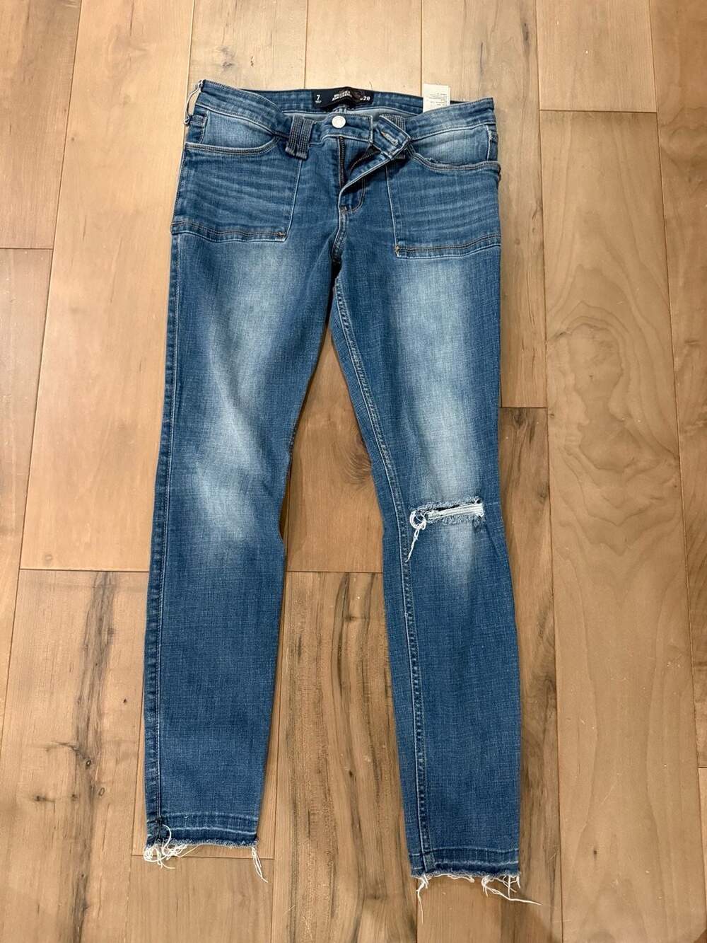 Hollister Jean Leggings Size 7/28 Patch Pocket Skinny Jeans with Raw Hem